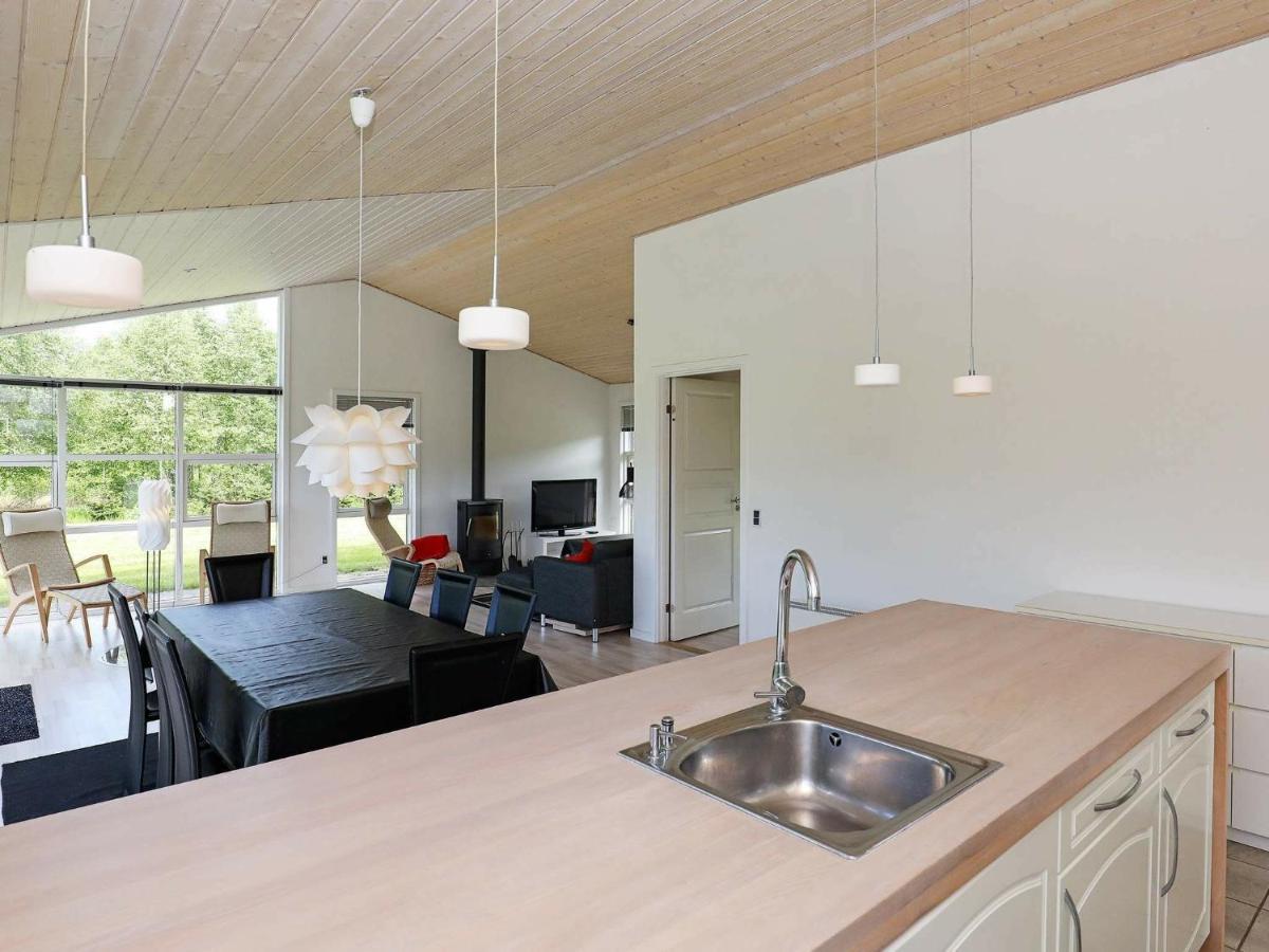 8 Person Holiday Home In Hals Екстер'єр фото